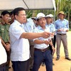 Đoàn công tác UBND tỉnh Quảng Ngãi kiểm tra Dự án Đường nối từ cầu Thạch Bích - Tịnh Phong vào chiều ngày 8/8.