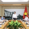 Phó Thủ tướng Hồ Quốc Dũng yêu cầu tiếp tục theo dõi sát việc thực hiện, xử lý ngay những vấn đề phát sinh, không để ách tắc ảnh hưởng đến sản xuất, tiêu thụ, xuất khẩu; đồng thời nâng cao chất lượng, xây dựng thương hiệu sầu riêng Việt Nam. 