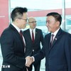 Thường trực Ban Bí thư Trần Cẩm Tú tới Sân bay Changi, bắt đầu chuyến thăm chính thức Cộng hòa Singapore. (Ảnh: Phương Hoa/TTXVN)