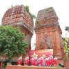 Chương trình nghệ thuật “Giai điệu tự hào” được tổ chức tại Di tích Tháp Đôi.