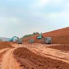 Thi công cao tốc Quy Nhơn - Pleiku (Ảnh: Vĩnh Yên). 