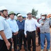 Ông Phạm Anh Tuấn, Chủ tịch UBND tỉnh Gia Lai (đội mũ cối) trong chuyến kiểm tra tiến độ thực hiện Dự án Khu công nghiệp Phù Mỹ - giai đoạn 1 do Công ty cổ phần Tập đoàn Đầu tư Phù Mỹ làm chủ đầu tư trong sáng Chủ nhật, ngày 18/10/2026. 