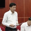 Ông Trần Công Khanh - Phó Giám đốc Sở Tài chính báo cáo tại Cuộc họp tổ chức rà soát kịch bản tăng trưởng quý IV/2026 của UBND tỉnh Cà Mau.