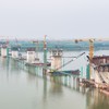 CC1 cùng các nhà thầu đẩy nhanh tiến độ thi công cầu Hồng Hà