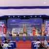 Các đại biểu thực hiện nghi thức khởi công