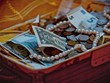 Mua hộp đồ cũ với giá bèo, bất ngờ vớ được kho báu triệu USD