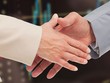 Giá cổ phiếu nhảy múa với thông tin M&A