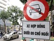Hà Nội tiếp tục cấm taxi, xe hợp đồng trên 10 tuyến phố