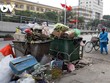 Hà Nội sẽ giao cho quận, huyện làm chủ đầu tư đấu thầu vận chuyển rác