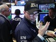 Ông Trump lại khiến giới đầu tư lo sợ