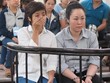 Lừa đảo xin việc quá dễ, 2 nữ quái quay ra tố nhau để "giành khách"