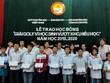 Báo Đầu tư trao 65 suất học bổng tại tỉnh Hải Dương