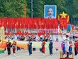 Đảng tự mình ngày càng xứng đáng trở thành dân tộc