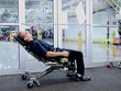 Human Hoist, chiếc ghế đặc biệt dành cho người phải làm việc “dưới sàn nhà”
