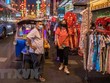 Các nước chạy đua đối phó với COVID-19