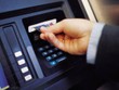 Chủ thẻ phụ từ dưới 15 tuổi có được sử dụng thẻ để rút tiền mặt?