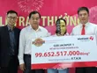 Thợ làm tóc ở Bến Tre trúng độc đắc 100 tỷ đồng