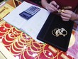 Đầu tư vàng giảm dần hấp dẫn