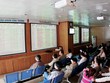 Áp lực công việc trong ngành chứng khoán rất lớn, do thị trường biến động nhanh và mạnh