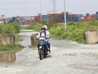 Dự án Khu dân cư Bắc Rạch Chiếc để cỏ mọc um tùm, đường bị cày nát