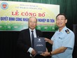 Chủ tịch TNG Nguyễn Văn Thời nhận quyết định công nhận Doanh nghiệp ưu tiên từ đại diện Cục Hải quan Bắc Ninh
