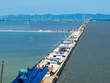 Công trường xây dựng đường xuyên biển Tân Vũ - Lạch Huyện