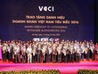 Ấn tượng khoảnh khắc 100 doanh nhân tiêu biểu 2016 nhận cúp Thánh Gióng 