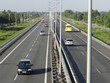 215 tỷ đồng 1 km đường cao tốc, đắt hay rẻ?