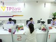 Theo giới chuyên gia, để sở hữu được ngân hàng là không đơn giản