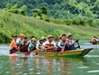 Chèo thuyền vượt sông, chạy đua xuyên hang động Tú Làn