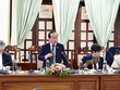 Ông Konaka Tetsuo (đứng), Trưởng đại diện Văn phòng JICA tại Việt Nam đánh giá cao hiệu quả hợp tác giữa hai bên trong thời gian qua