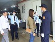 Trong ảnh: Đo nhiệt độ cho công nhân trước khi vào làm việc tại Công ty TNHH sản xuất hàng may mặc Việt Nam (TAL), khu công nghiệp Bá Thiện 2 (huyện Bình Xuyên). Ảnh: Hoàng Hùng - TTXVN