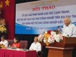 Thay đổi mô hình tăng trưởng, nâng cấp các KCN và đổi mới quản lý nhà nước là 3 khuyến nghị được Giáo sư, TSKH Nguyễn Mại nêu ra để tỉnh Bà Rịa - VũngTàu phát triển trong bối cảnh Cách mạng 4.0 . Ảnh: Ngọc Tuấn.