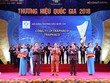 Ông Trần Túc Mã, Tổng giám đốc Công ty nhận danh hiệu.