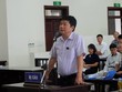 Bị cáo Đinh La Thăng tự bào chữa tại Tòa.