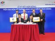 Viet Capital Bank bắt tay hợp tác với FPT IS