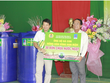 Công đoàn PVFCCo tặng bồn nước cho bà con vùng hạn mặn Bến Tre