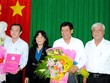 Ông Phan Văn Nhiều (ngoài cùng bên trái)
