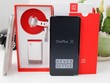 Dù có mặt ở Việt Nam theo đường xách tay từ lâu, smartphone tầm trung của OnePlus giờ mới được phân phối chính hãng tại Việt Nam với giá 4,99 triệu đồng. OnePlus là thương hiệu Trung Quốc mới nổi, gây chú ý ở thị trường smartphone quốc tế trong vòng 2 năm