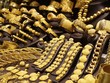Sáng 6/8, giá vàng giảm hơn 300.000 đồng/lượng