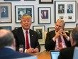Donald Trump và chủ tờ New York Times Arthur O. Sulzberger Jr. (phải) trong cuộc gặp ngày 22/11. Ảnh: New York Times.