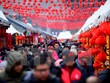 Người dân tập trung tại một ngôi chùa để cầu một Năm mới tốt lành tại Thẩm Dương, tỉnh Liêu Ninh,Trung Quốc. (Nguồn: AFP/TTXVN)