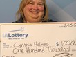 Bà Cynthia đã trúng số giải trị giá 100.000 USD bởi tờ vé là món quà Valentine từ chồng. (Nguồn: Iowa Lottery)