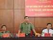 Lãnh đạo Công an tỉnh Đắk Nông trả lời câu hỏi của phóng viên báo chí. (Ảnh: Ngọc Minh/TTXVN).