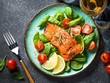 Ăn salad làm giảm cảm giác thèm ăn, giúp giảm cân và đẹp da. Ảnh: Runningonfats