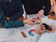 Giao dịch chứng khoán phiên sáng 28/10: Áp lực cung vẫn lớn