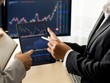 Chú ý tới các nhóm ngành bán lẻ, chứng khoán, ngân hàng, dệt may và cảng biển