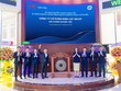 Ban Lãnh đạo GELEX Electric thực hiện nghi thức đánh chiêng chào mừng ngày giao dịch đầu tiên cổ phiếu GEE trên HOSE.
