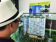 Người mua nhà sẽ hưởng lợi khi chất lượng sản phẩm và dịch vụ được nâng cao hơn. Ảnh: Việt Dương.