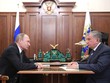 Tổng thống Nga Vladimir Putin cùng CEO Rosneft Igor Sechin